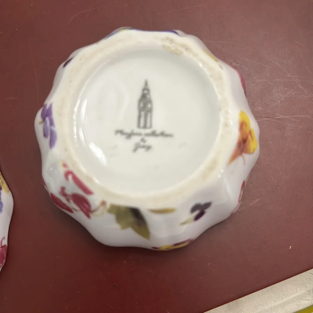 Mayfair Collection By Jay Ceramic Floral Trinket Box